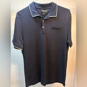 Banana republic T-shirt perfect for the office or going out.